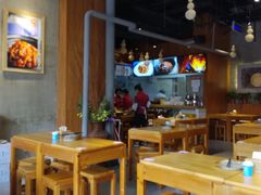 大堂-香满园春饼·家常菜(东大桥店)