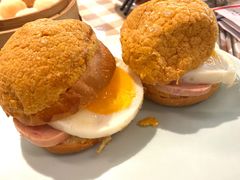 -新大咀港式茶餐厅(宝山万达店)