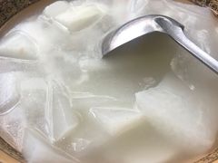 -一品红烧鸭特色川菜(三岔湖店)