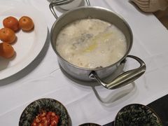 -红鼎豆捞·非遗鲍皇汤火锅(宝丰路店)