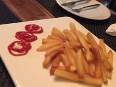 -百好乐宠物友好餐厅(朝外大街店)