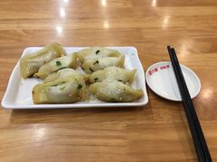 -小姜锅贴(凤凰街店)