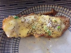 烤三文鱼-HIHE Bistro·Oyster Bar(华熙live店)