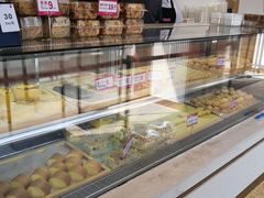 面包甜点陈列柜-東更道点心行(文化东路店)