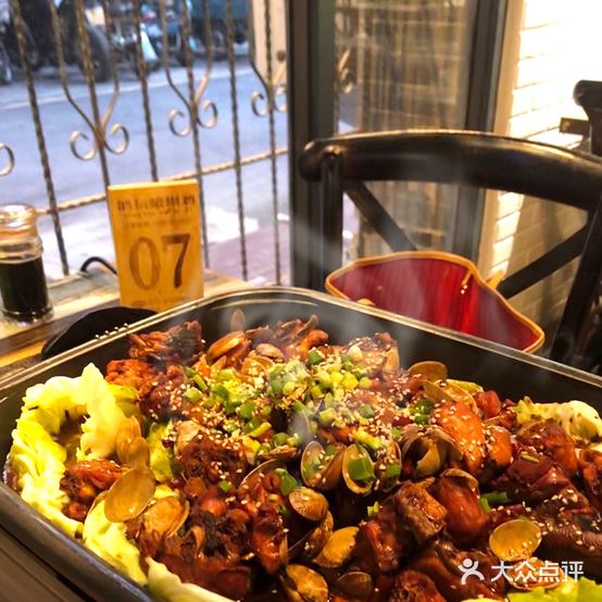 鸿运蛤蜊鸡盱眙龙虾(尚美第三城店)