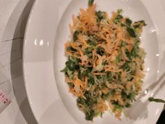 -阿瓦山寨·湘菜现炒·剁椒鱼头王(咸阳总店)