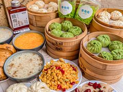-李与白包子铺(桐梓林店)