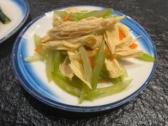 西芹腐竹-老西安饭庄(鼓楼店)