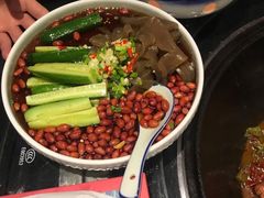 -挂旗柴锅鸡(蚌山区嘉年华店)