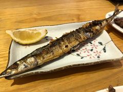 盐烤秋刀鱼-一井烧肉·活鳗·寿司(望京SOHO店)