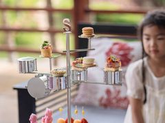-亚龙湾喜来登·美景台大堂吧
