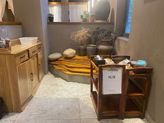 -墨居上隐·院子里火锅(峨眉店)
