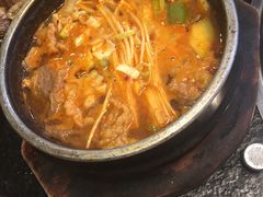 -草家酱蟹炭火烤肉店(珲春南路一店)