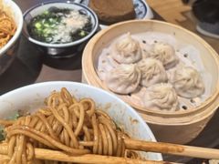 招牌鲜肉小笼汤包-王繁星面馆(西安熙地港店)