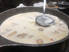 -煲宫猪肚鸡(昆山金鹰国际购物中心店)
