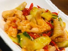 东大秘制青柠凤爪-盱眙小龙虾(天虹店)