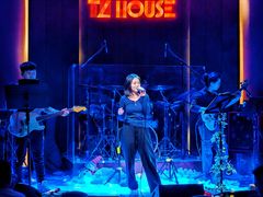 -TZ House音乐现场(来福士中心店)