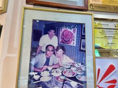 -滋味满屋美食坊(上海街店)