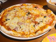 -JINNS锦时 steak&pizza(浸信会礼拜堂旧址店)