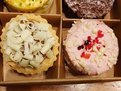 -星巴克(西安曲江银泰店)