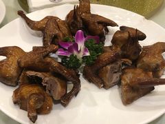 招牌乳鸽-老洋坊饭店(厚街东宝路店)