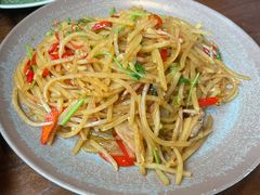 招牌土豆丝-破三川·新川菜(静安大融城店)