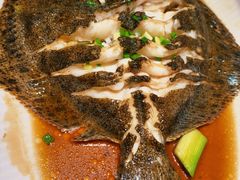 -赶海部落海鲜城(海阳路店)