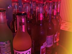-唯爱KTV聚会餐厅(仙林东城汇店)