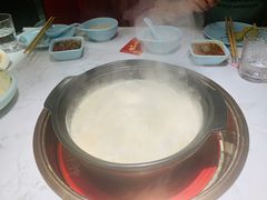 -捞神煲汤火锅(湖滨商业街店)