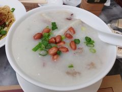 艇仔粥-黄枝记(议事亭前地店)