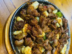 -老东镇啤酒屋海鲜加工·蒸汽海鲜·海鲜烧烤(台东店)