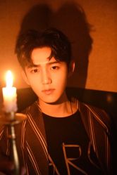 -变画·发型STUDIO