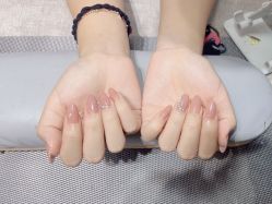 -艾珂·美甲美睫