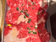 -蚂蚁洞·烤肉大营地(上海静安大悦城店)