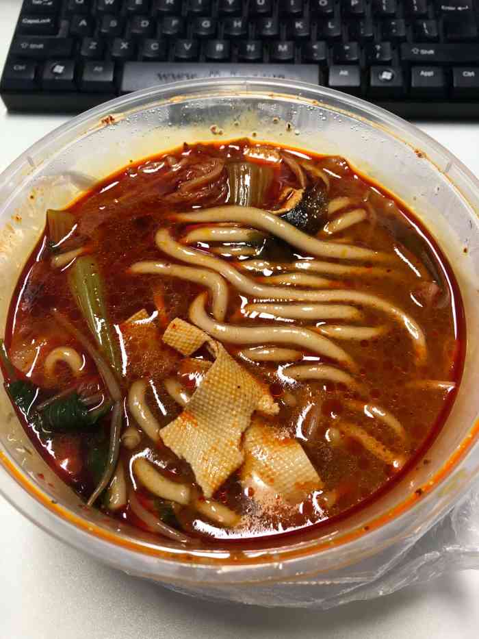 砂锅粉面●生煎锅贴-"今天中午订的这家的外卖,大家都很喜欢这家.