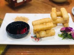 -老滇山寨•云南特色菜•地方菜•民族风情歌舞表演(金碧店)