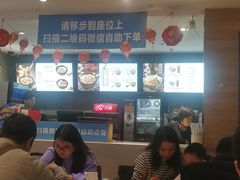 大堂-蒙自源米线大王(东站店)