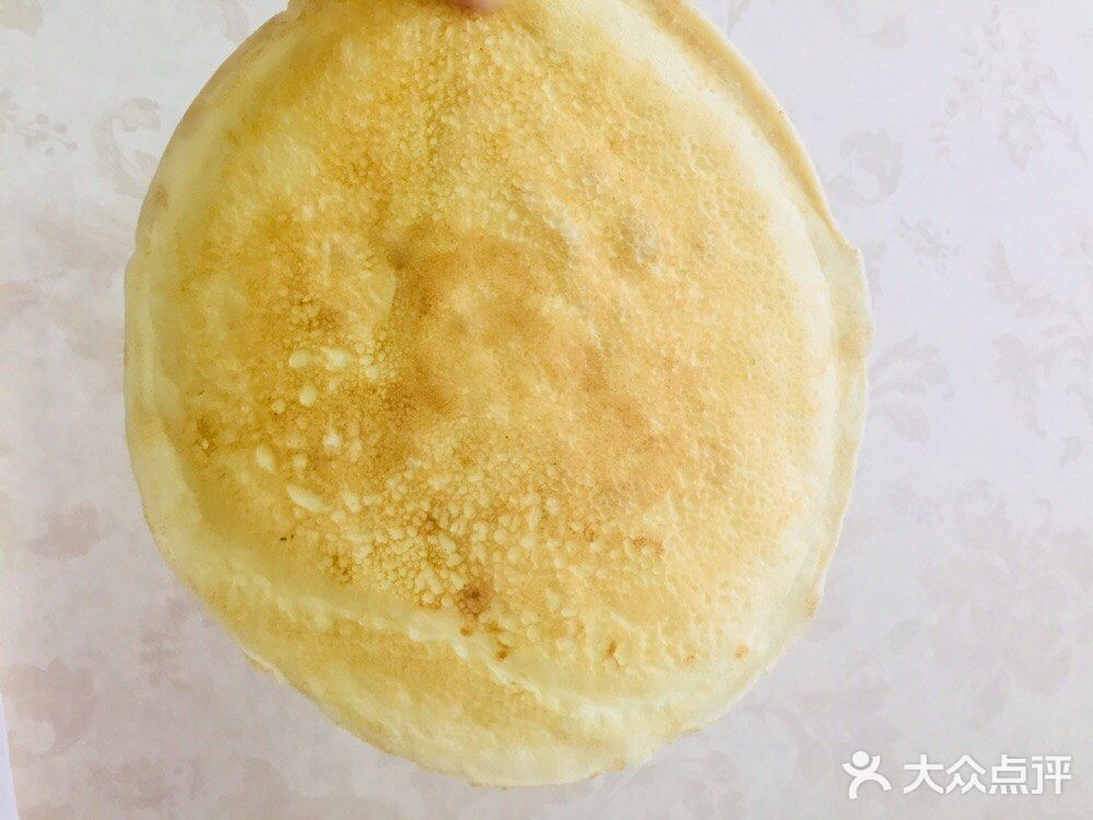 巧手美厨娘自制鸡蛋煎饼卷，一个不够卷两个