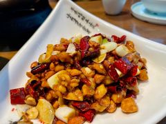 -有红鸡毛店·川菜(建设路店)