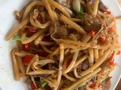 -牛八宝桂林米粉(八里庄店)