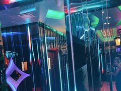 -路边边.炒菜烧烤.音乐餐厅(良乡长虹店)