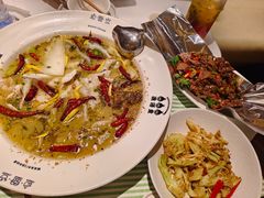 -渔语鱼新川菜Bistro(万象天地店)