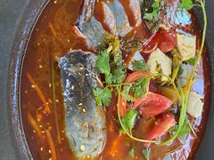酸汤江团鱼-院里·贵州菜(府东街店)