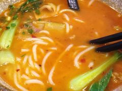 -蒙自源小锅米线(金佰利店)