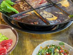 -正南齊北重庆老火锅(光华村直营店)
