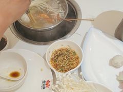 -帝皇海海鲜豆捞(桐泾商务广场店)