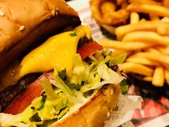 -The Habit Burger Grill 哈比特汉堡(复兴soho店)