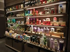 -星巴克臻选(上海今潮8弄店)
