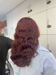 -镁连社·美联社