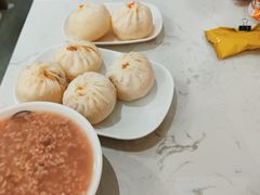 -李与白包子铺(桐梓林店)